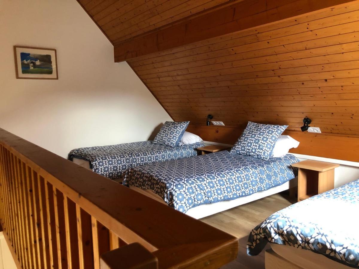 Cottage Anadwen Au Pied Du Lac Au Duc Et Son Golf Ploërmel Eksteriør bilde
